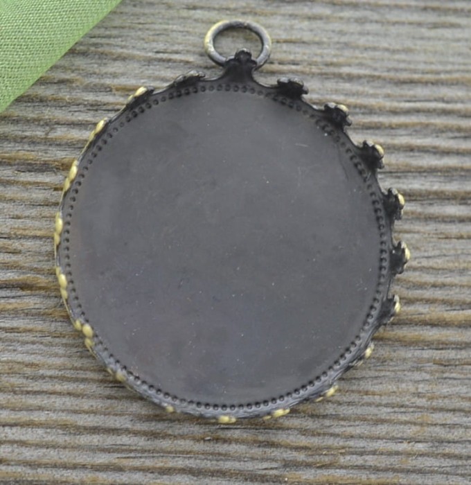 101120 Ozdobna baza medalionu w kolorze brązu na kaboszon 25mm