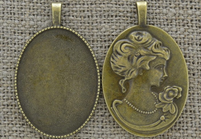 101199 Ozdobna baza medalionu w kolorze brązu na kaboszon 40*30mm