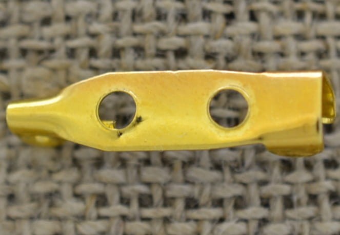 20203 Agrafka klasyczna 20mm w kolorze złotym