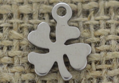 [307385] Zawieszka ze stali nierdzewnej koniczynka 10*8mm