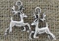 ś07221 Zawieszka renifer 21*16mm w kolorze srebrnym