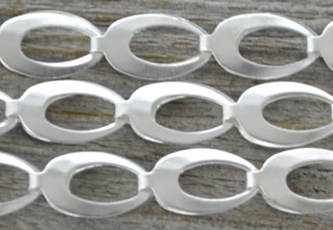 31124 Łańcuszek ozdobny łezki 9*5mm kolorze srebrnym 50cm