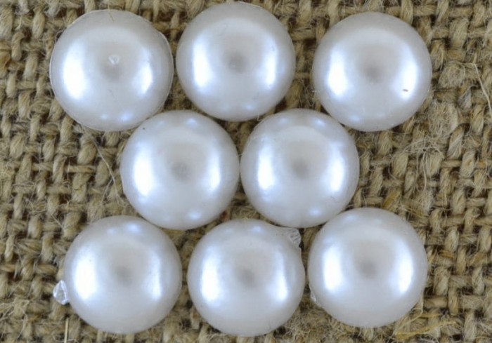 550181 Kaboszon akrylowy do wklejania perełka 8mm 30 szt