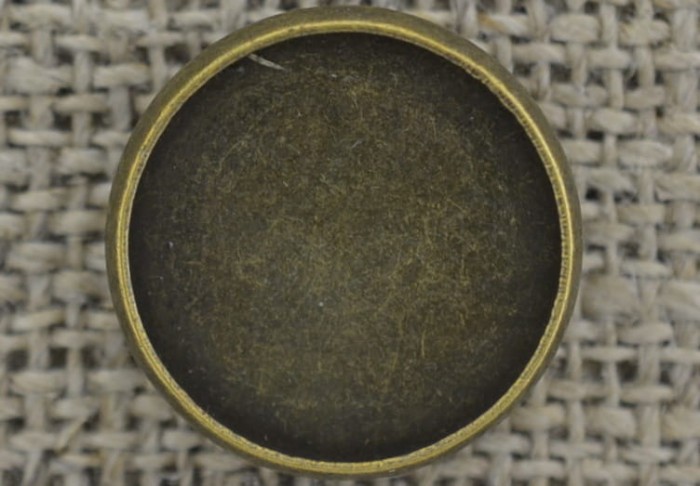 [11904] Baza guzika na kaboszon 16mm w kolorze brązu