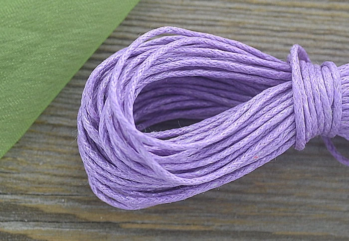 71745 Sznurek woskowany wrzosowy 1mm 7 metrów