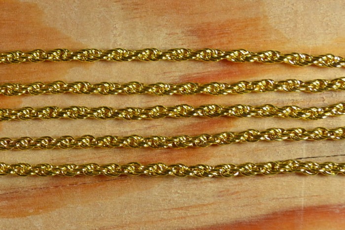 {21103} Łańcuszek kord 2,5*3mm w kolorze złota