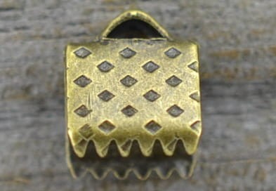 17177 Końcówka wstążki w kolorze brązu 7,5*6mm 20szt