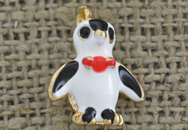 [70739] Zawieszka mała emaliowana pingwin trójwymiarowy