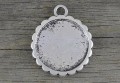 30138 Ozdobna baza medalionu w kolorze ciemnego srebra na kaboszon 16mm