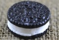 802393 Kaboszon z żywicy ciasteczko oreo 17*7mm czarno-białe