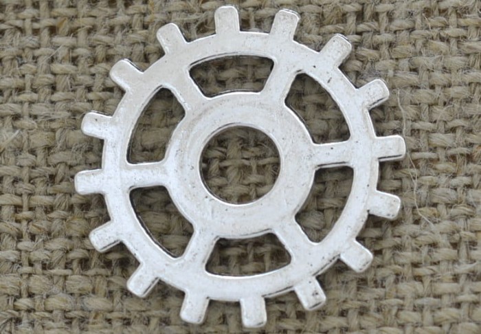 [312221] Element ozdobny steampunk tryb w kolorze srebrnym 25mm