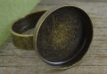 10311 Klasyczna baza pierścionka w kolorze brązu na kaboszon 18mm