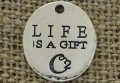 307301 Zawieszka mała owalna LIFE IS A GIFT w kolorze srebrnym