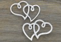 31286 Element ozdobny łącznik serduszka w kolorze srebrnym