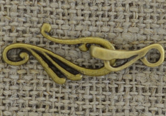 11507 Zapięcie ozdobne haczyk w kolorze brązu