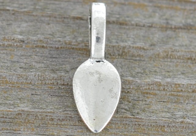 57113 Krawatka klasyczna do naklejania 22mm w kolorze srebra