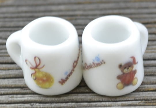  61426 Miniaturowy kubek ceramiczny bombka i miś