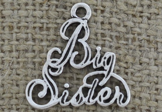 Zawieszka mała "Big Sister" kolor srebra
