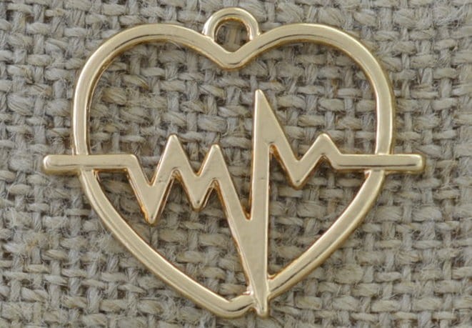 Zawieszka mała serce ekg kolor złota