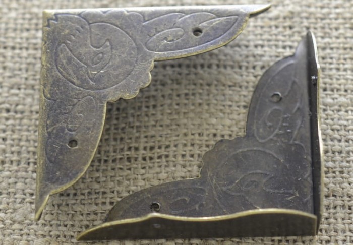 [k0516] Narożnik do szkatułki w kolorze brązu 44*44mm