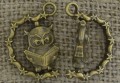  [10798] Zawieszka obrotowa sowa kolor brąz