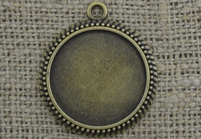 [101165] Ozdobna baza medalionu w kolorze brązu na kaboszon 25mm