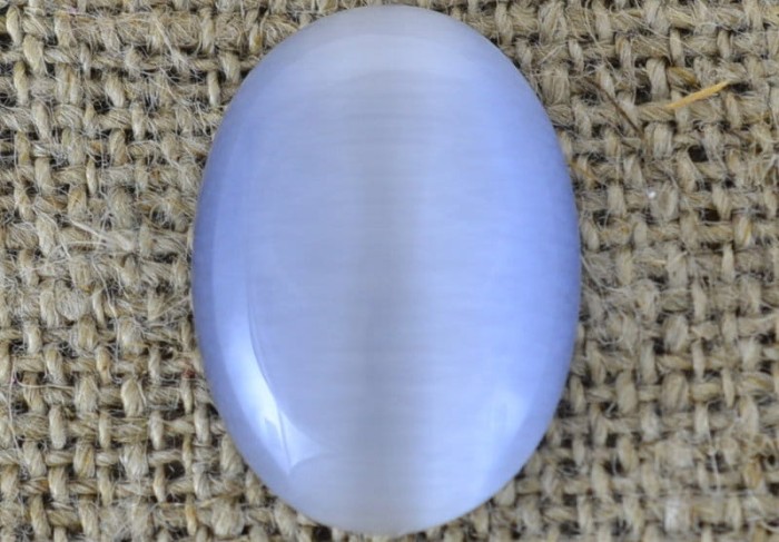 046229 Kaboszon kocie oko 25*18mm lazurowe