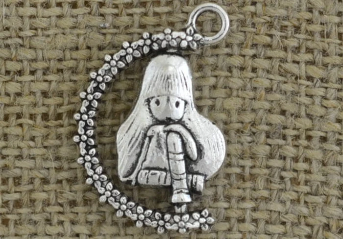  [307268] Zawieszka obrotowa dziewczynka kolor srebrny