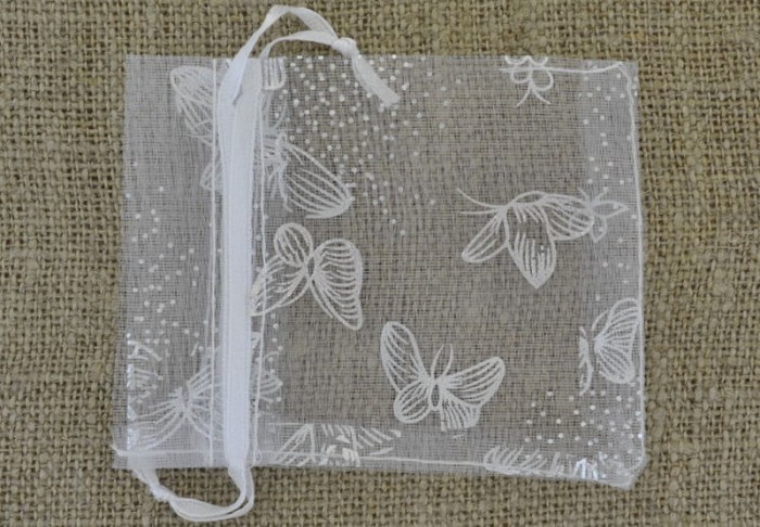 [1060297] Woreczek z organzy 9*7cm biały