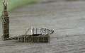 10758 Zawieszka mała Big Ben w kolorze brązu 2szt