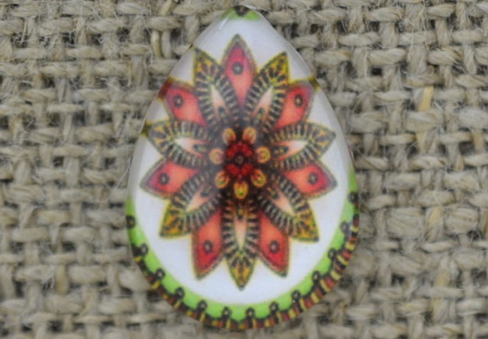 046372 Kaboszon szklany kropla z obrazkiem 18*13mm