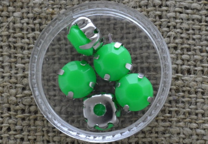 702232 Koralik akrylowy perełka 8mm zielona