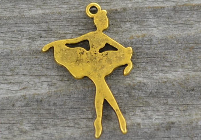 20764 Zawieszka mała baletnica w kolorze złotym 3szt