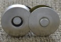 k0402 Magnetyczne zapięcie do torebki w kolorze srebrnym 14mm