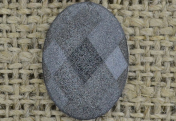 [04617] Kaboszon akrylowy fasetowany perłowy 18*13mm