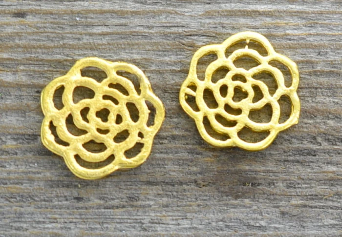  21225 Element ozdobny łącznik kwiatuszek w kolorze złota 2szt 