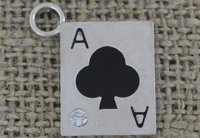 {307321} Zawieszka mała ze stali nierdzewnej As trefl w kolorze srebrnym