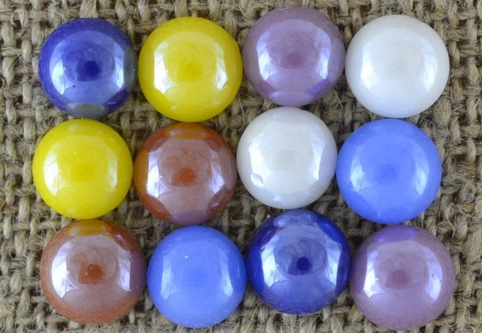 046230 Kaboszon szklany kocie oko 8mm mix kolorów 12szt