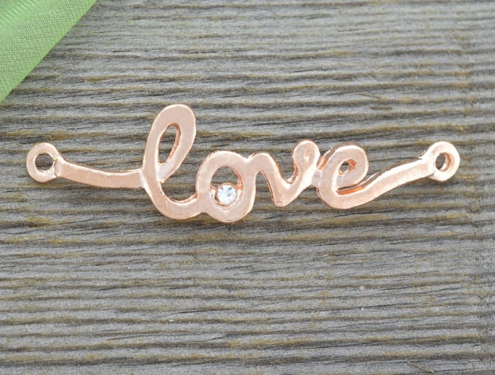 -1205  Element ozdobny napis love z cyrkonią w kolorze różowego złota