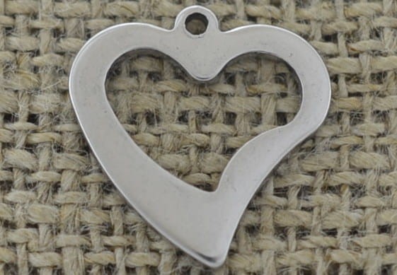 [307389] Zawieszka ze stali nierdzewnej obwódka serca 15,5*15mm