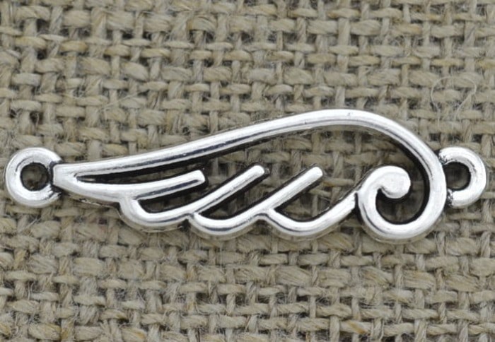  [312184] Element ozdobny łącznik skrzydło w kolorze srebrnym