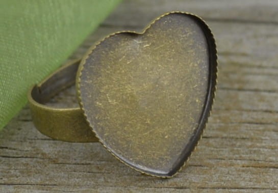 10309 Ozdobna baza pierścionka serce w kolorze brązu