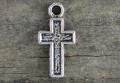 307166 Zawieszka mała krzyżyk w kolorze srebra 10szt