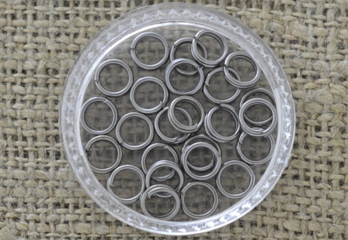 [301022] Ogniwka sprężynki okrągłe 5mm w kolorze srebrnym 30szt