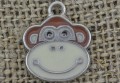 70714 Zawieszka emaliowana małpa w kolorze beżowo-brązowym
