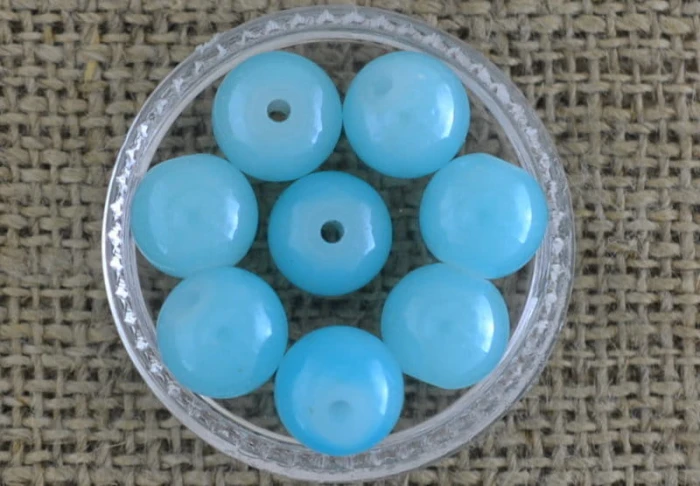  70506 Koralik szklany perełka gładka 8mm błękitna 10szt 