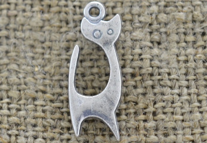 307243 Zawieszka mała kotek w kolorze srebra 3szt