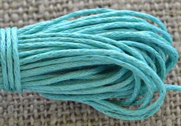 71756 Sznurek woskowany morski 1mm 7 metrów